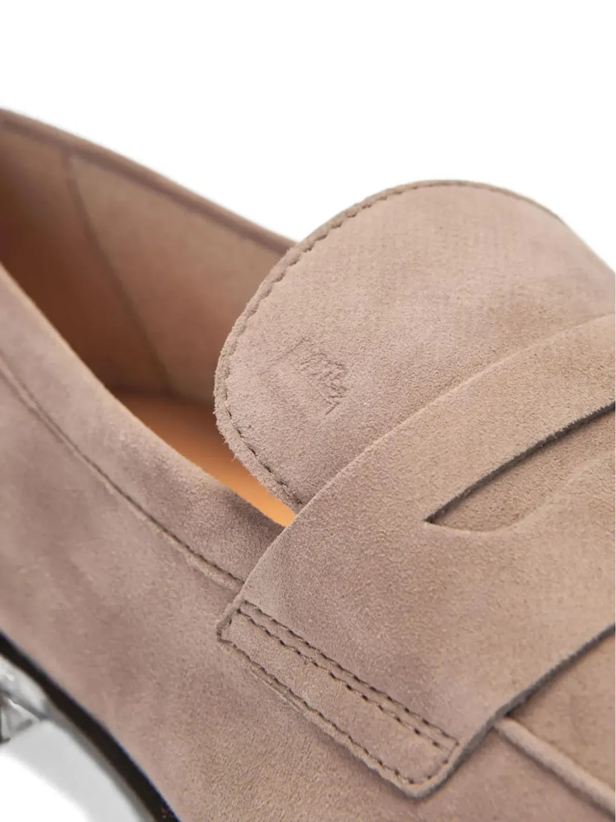 Tod's エレガントなスエードローファー - 画像4