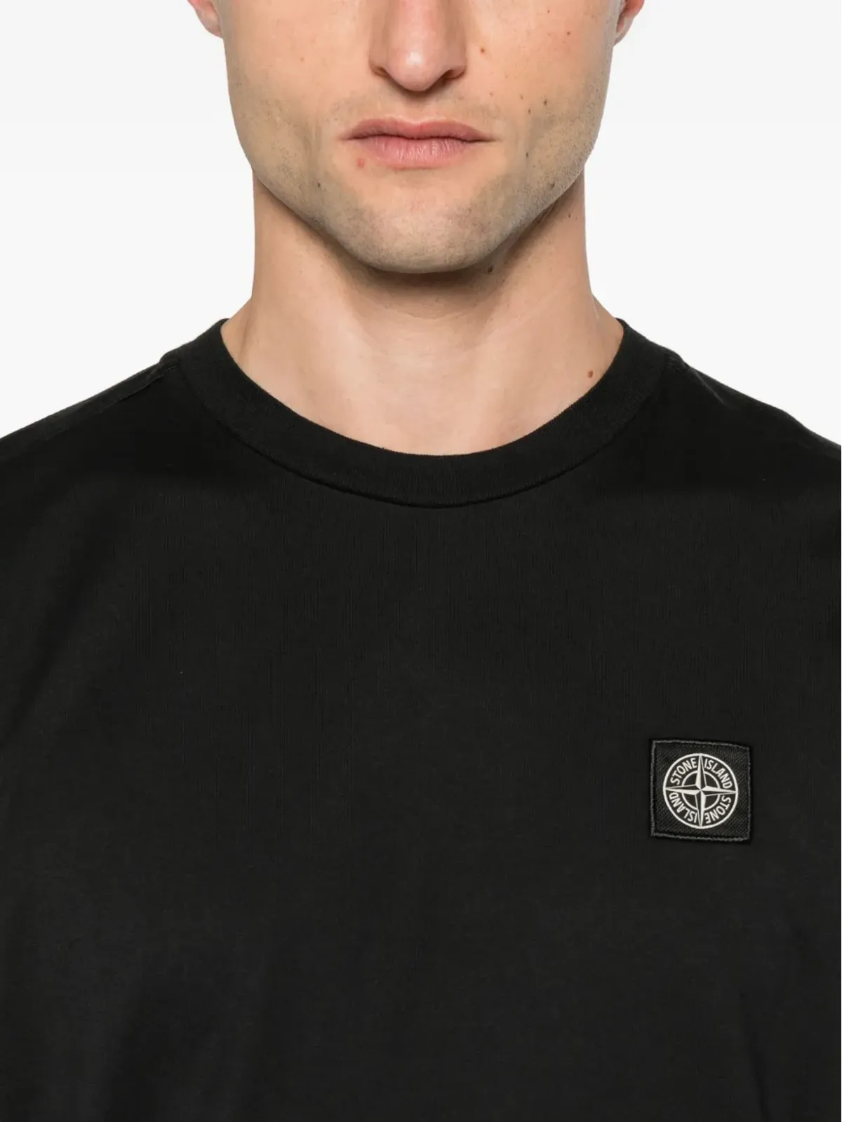 Stone Island ロゴパッチ半袖Tシャツ - ブラック - 画像4