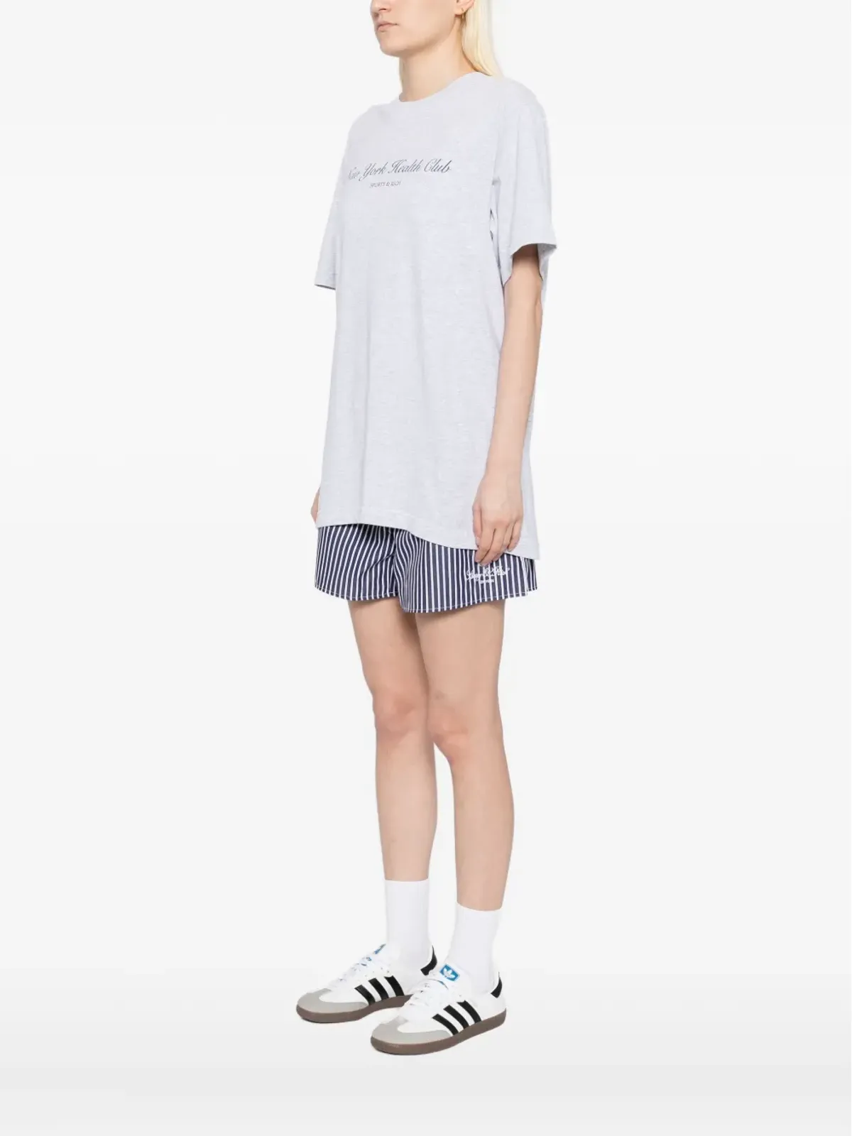 Sporty & Rich ニューヨーク・ヘルスクラブ グラフィックTシャツ - グレー - 画像3