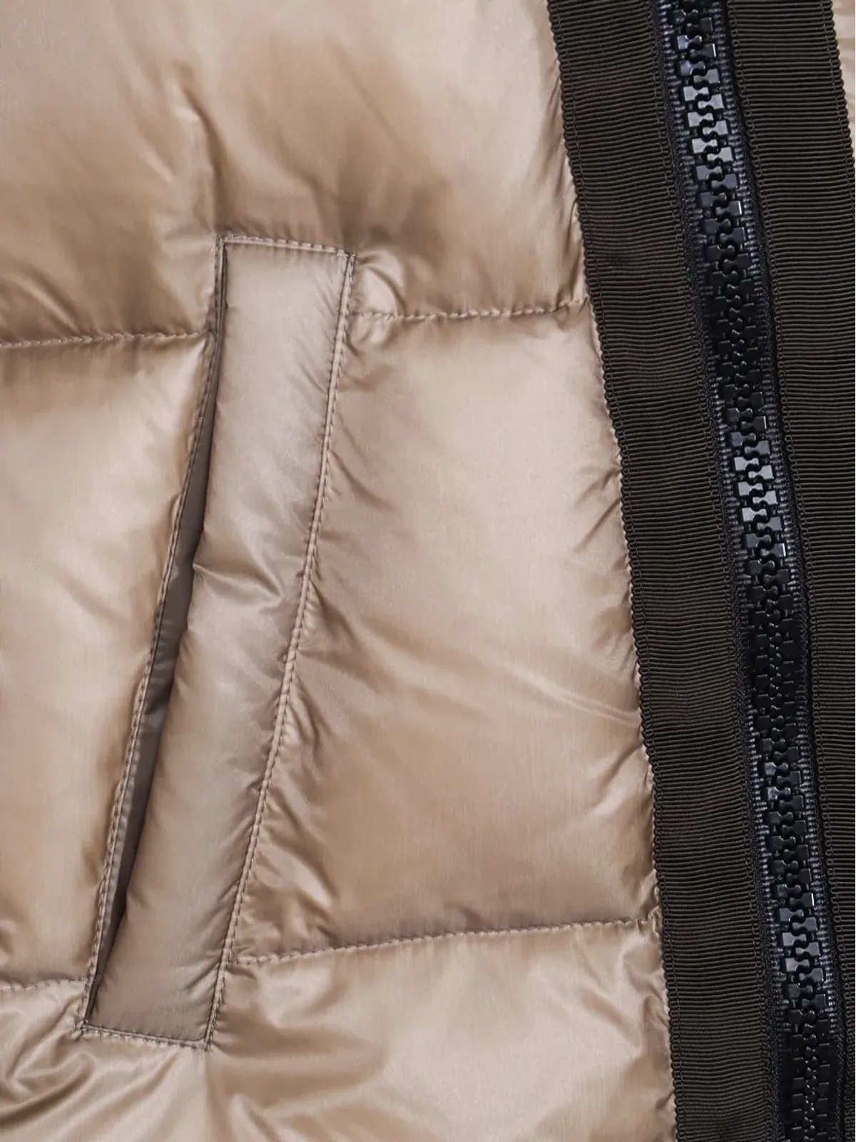 sacai キルティッド ジップフロント ジレ - 画像4
