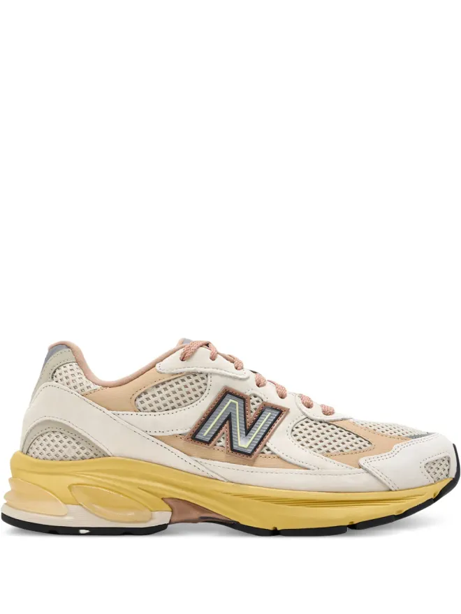 New Balance New Balance ローズベージュ系スニーカーの商品画像