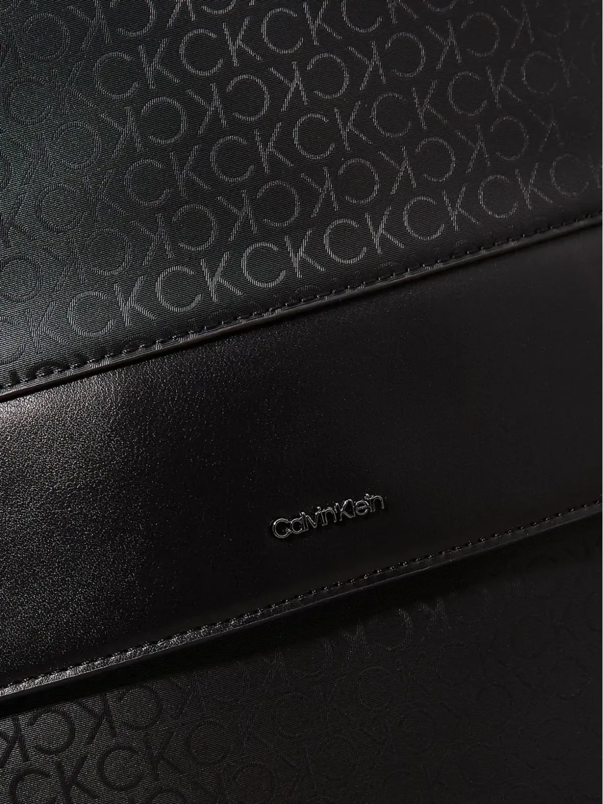 Calvin Klein モノグラムロゴバックパック - 画像5