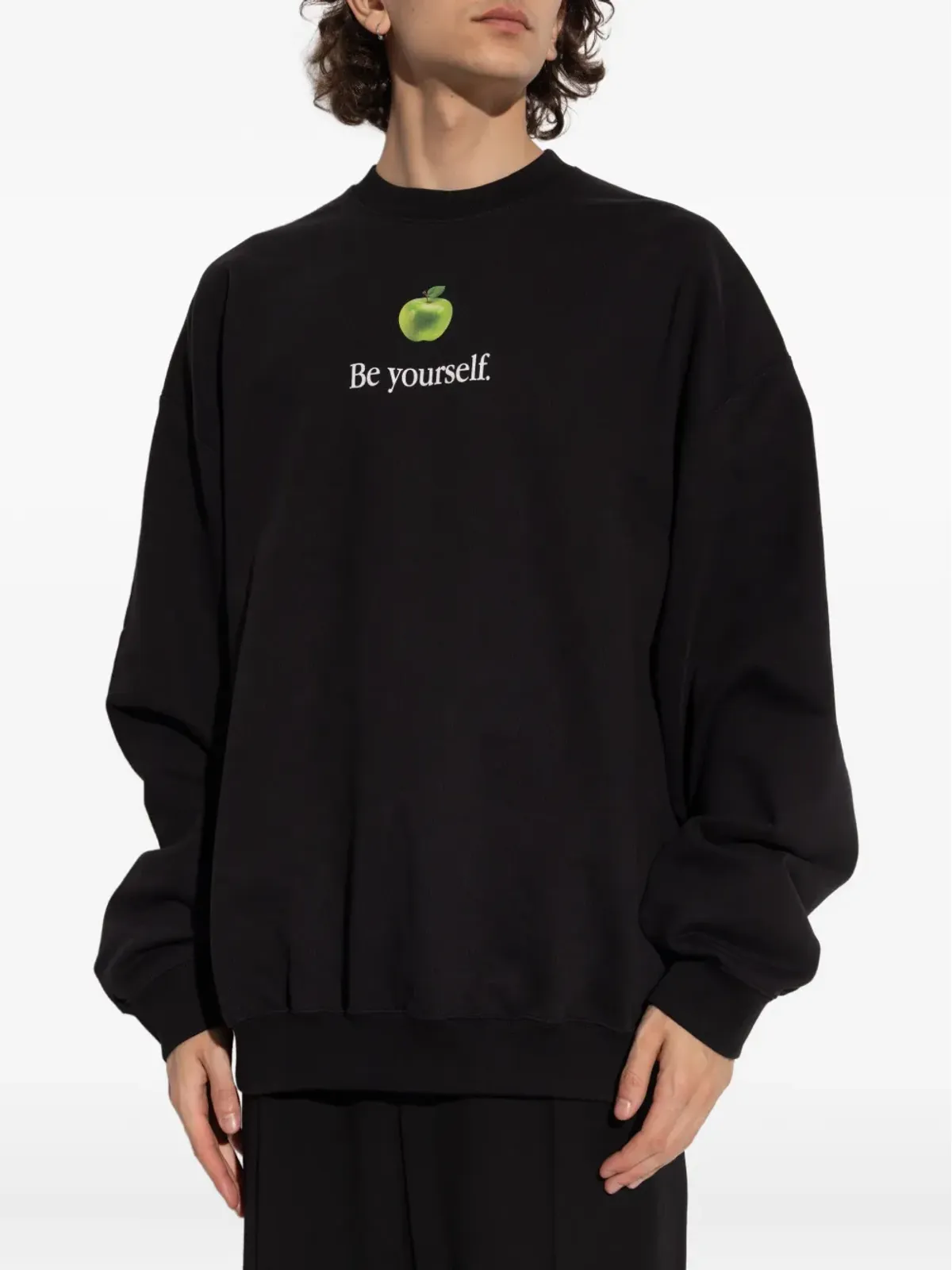 VETEMENTS アップルプリント スウェットシャツ - 画像3