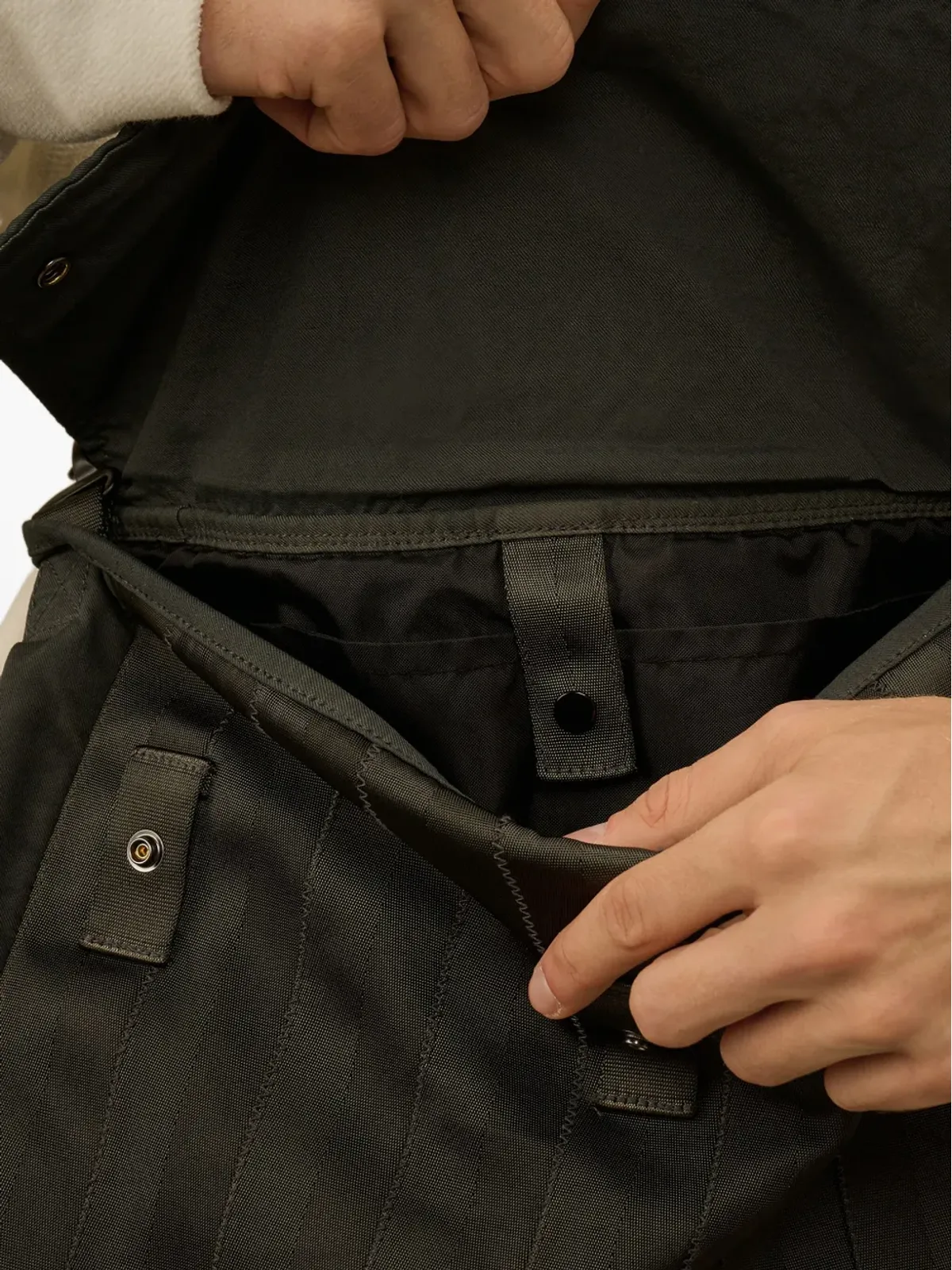C.P. Company トップステッチディテール・ショルダーバッグ - 画像4
