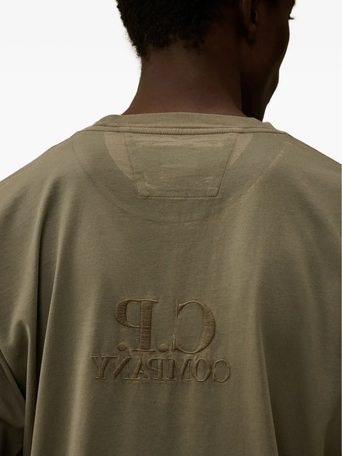 C.P. Company エンボスロゴTシャツ - 画像5