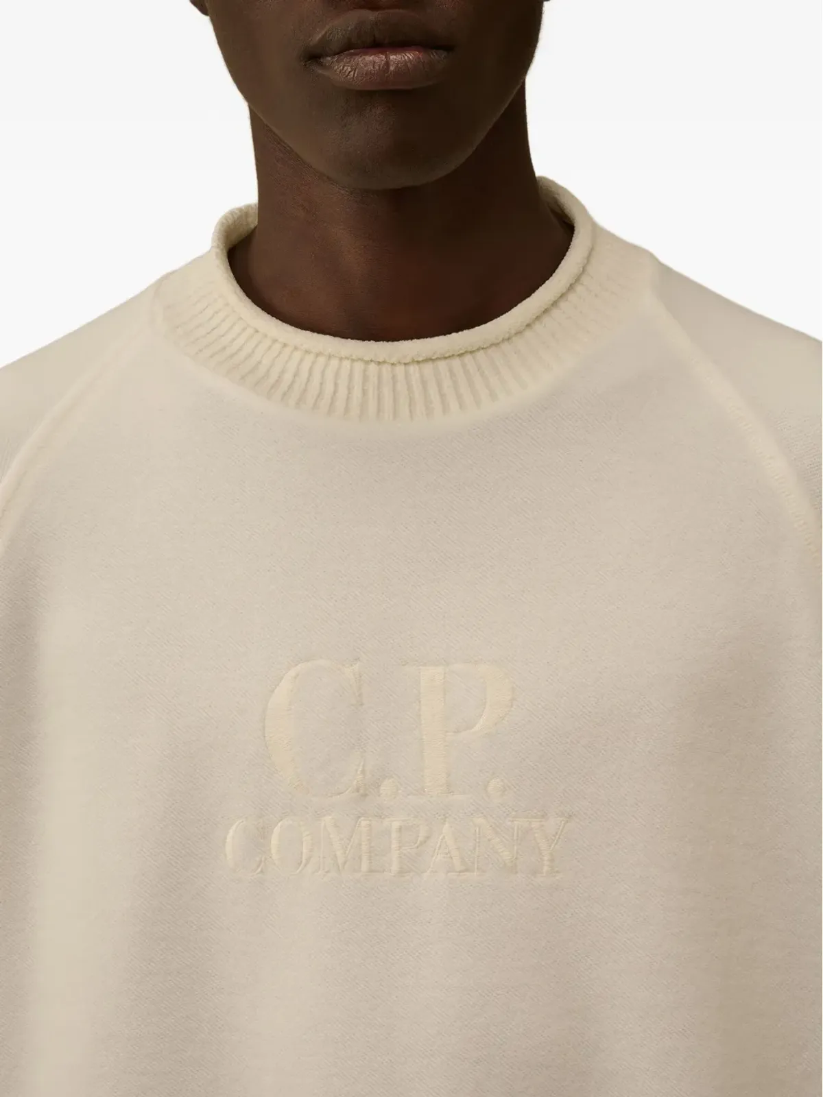 C.P. Company ラグランスリーブ刺繍ロゴセーター - 画像5