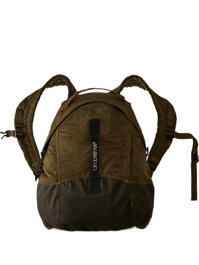 C.P. Company C.P. Company ロゴストラップバックパックの商品画像