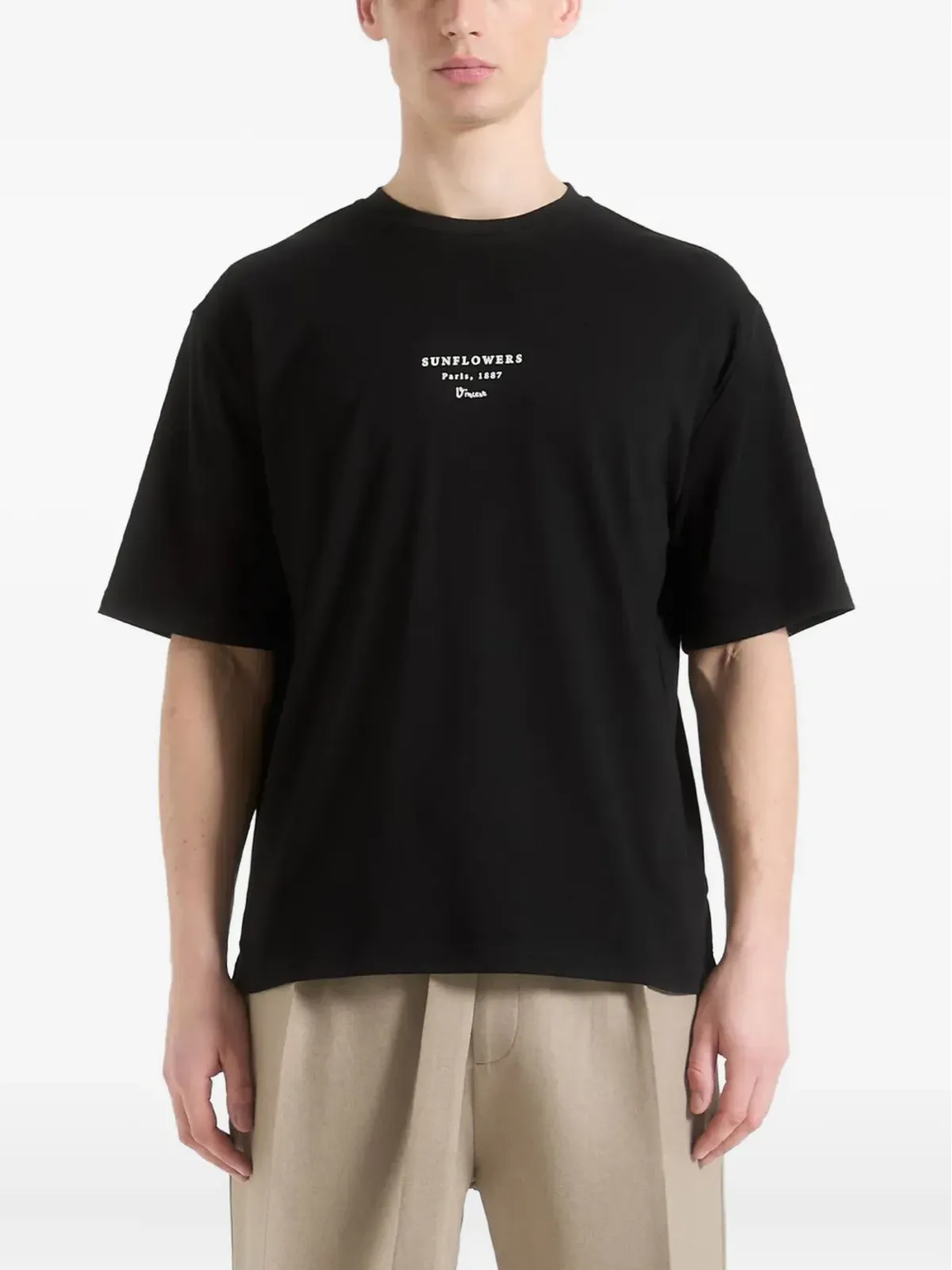 Manière De Voir サンフラワーズ ヴァン・ゴー プリント ブラック Tシャツ - 画像1