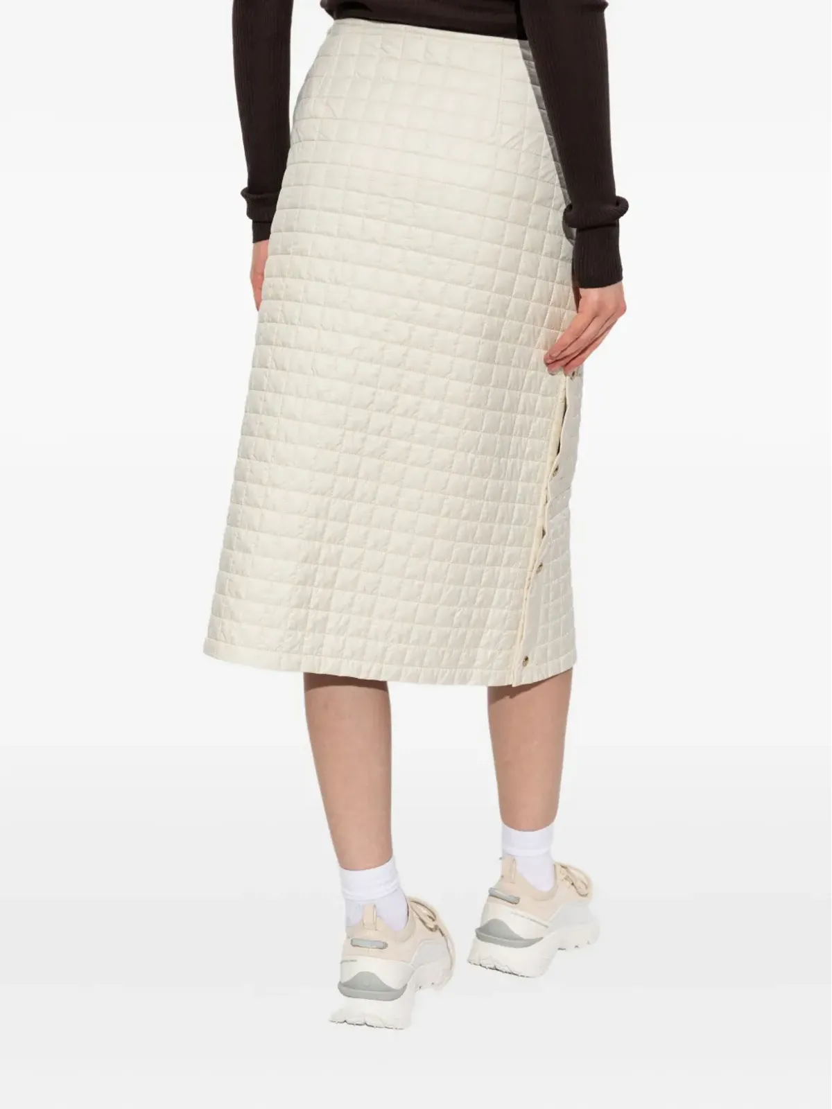 Moncler キルト加工ボタン留めミディスカート - 画像4