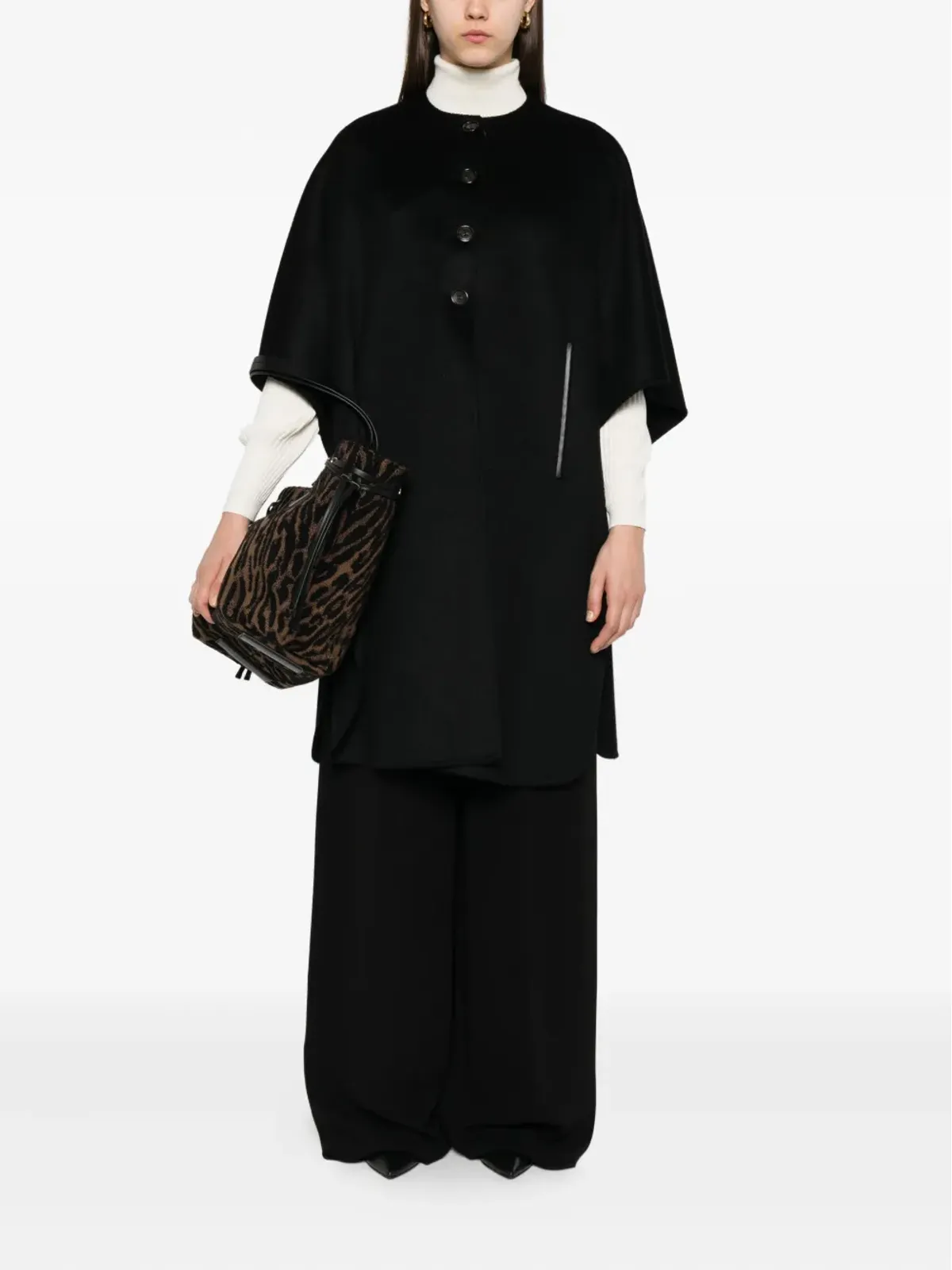 Max Mara ボタン留めショートスリーブケープ - 画像2