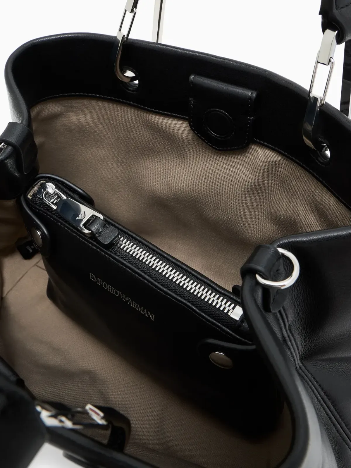 Emporio Armani MyEA トップハンドルレザーバッグ - 画像5