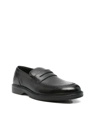 Clarks アルドウィン ペニーストラップ ローファー ブラック - サムネイル2