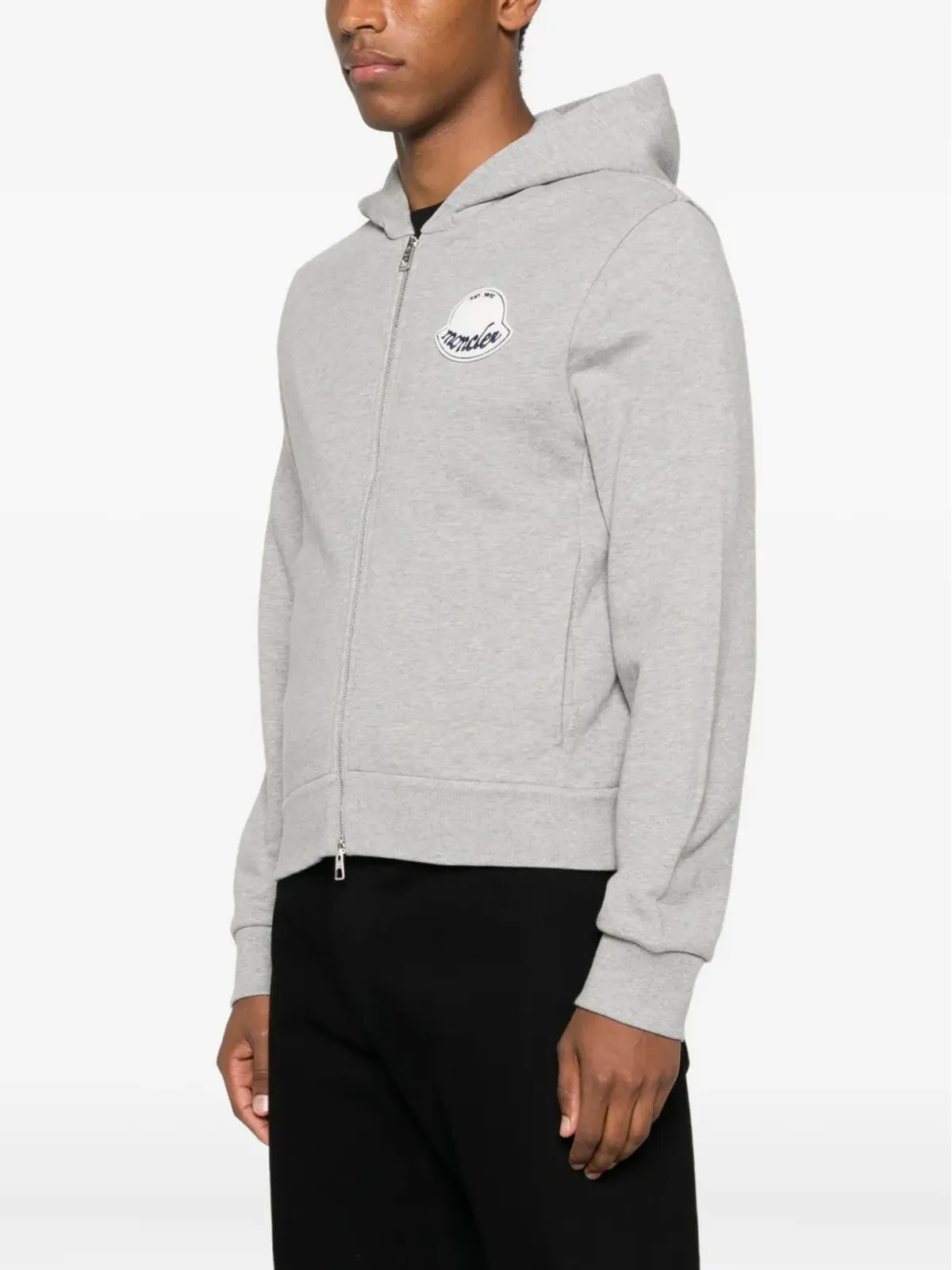 Moncler ロゴパッチ付きジップアップフーディー（グレー） - 画像3