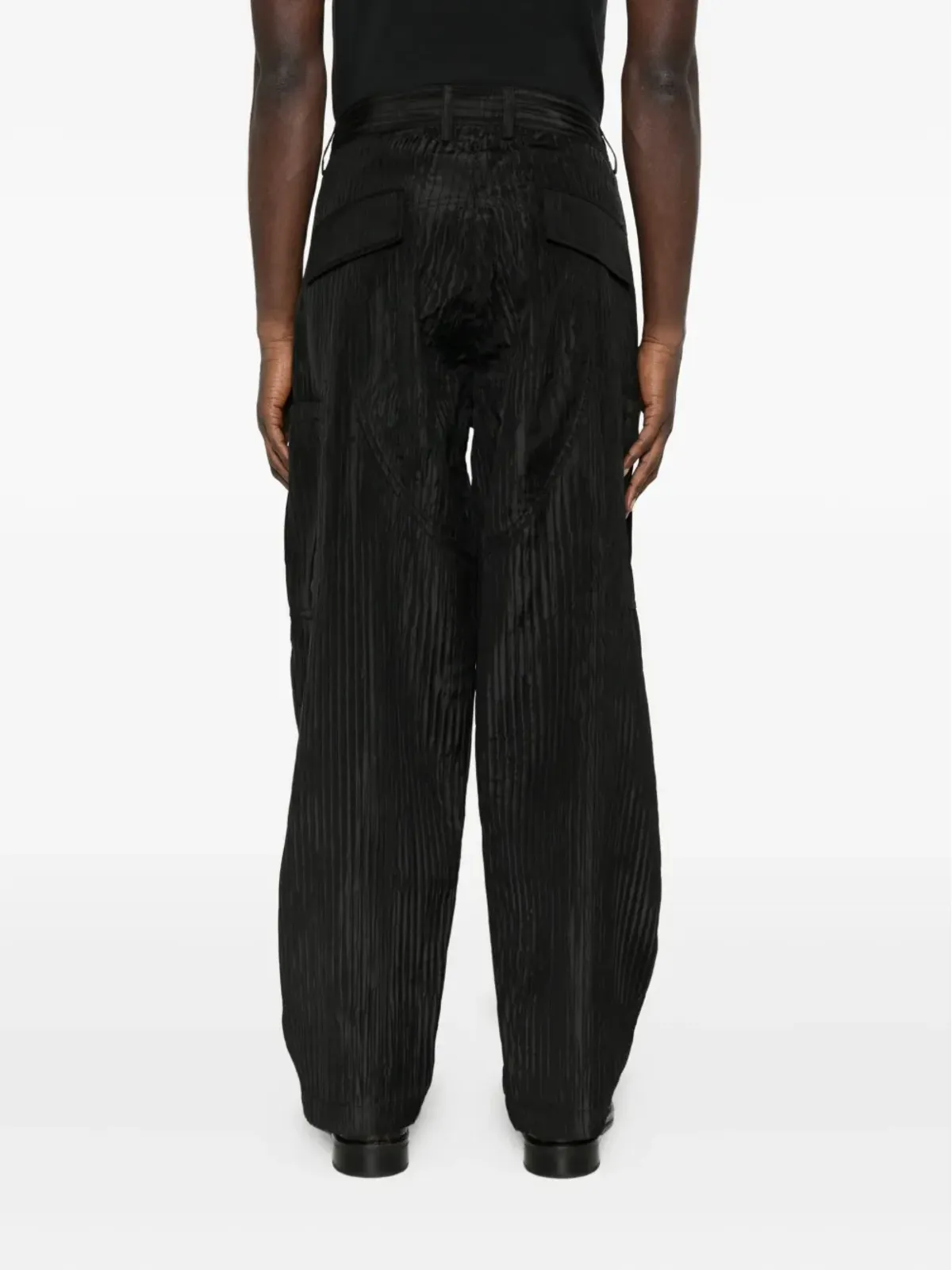 Labrum London プリーツテクスチャー カーゴパンツ - ブラック - 画像4