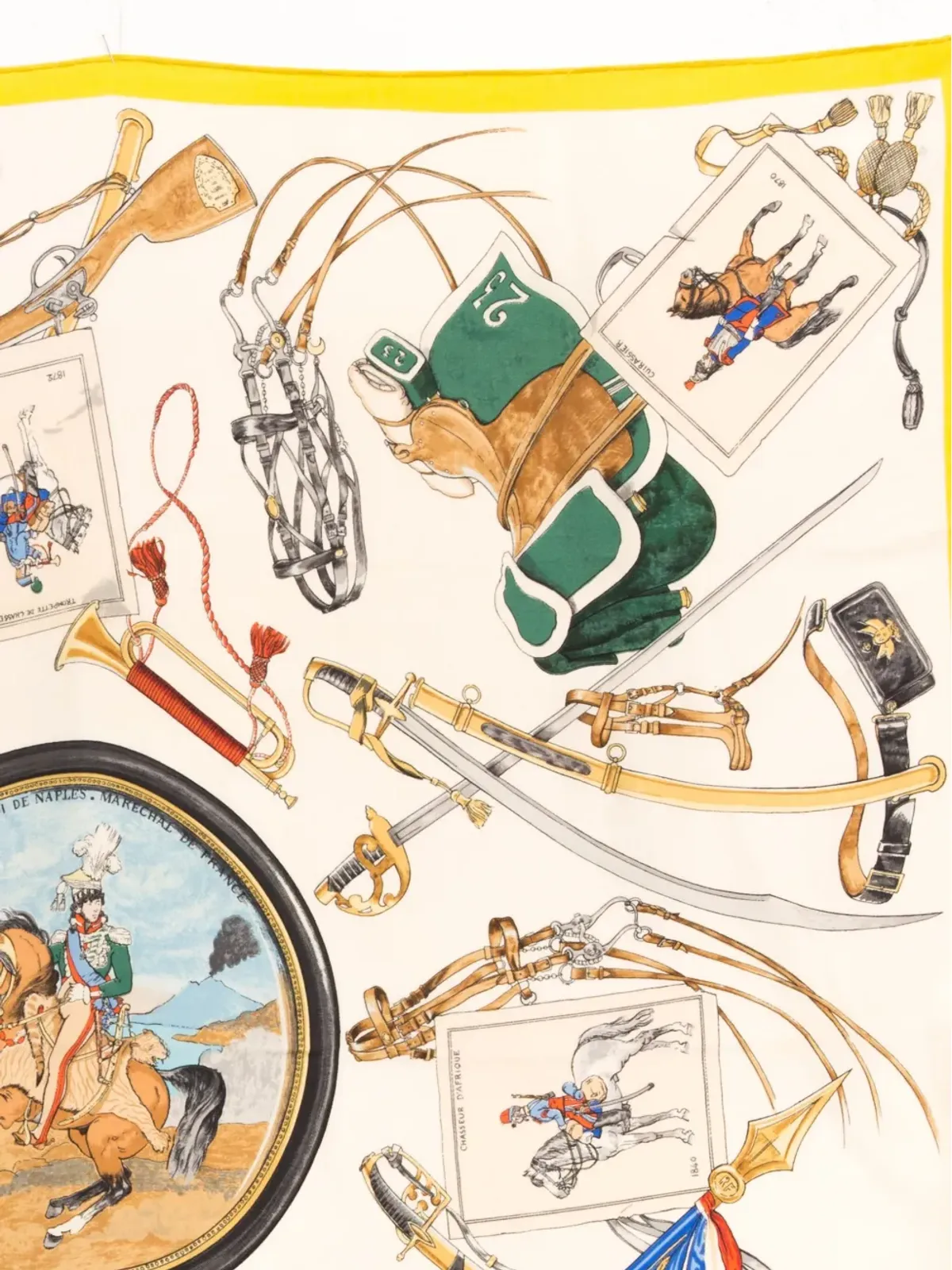 Hermès ビンテージ 1970年代 Cavalerie Française シルクスカーフ - イエロー - 画像5