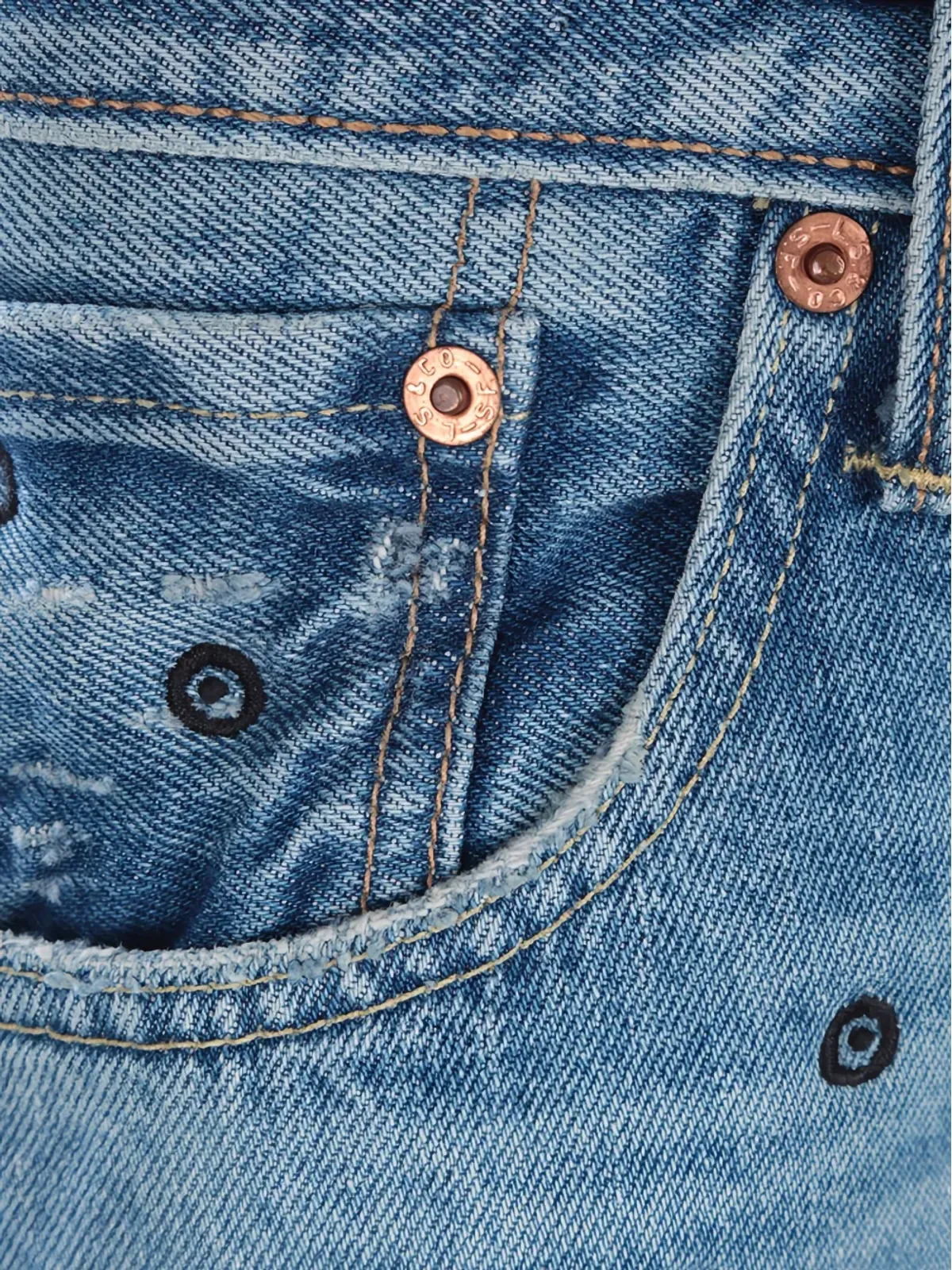 Levi's 刺繍入りコットンデニムジーンズ ブルー - 画像4