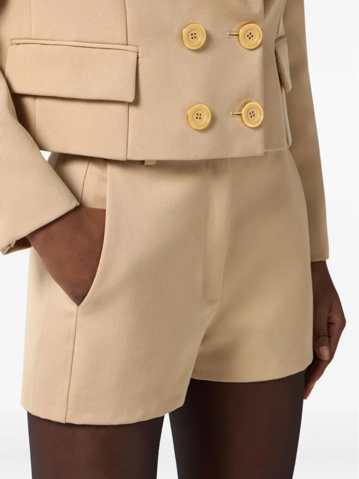 Elisabetta Franchi ゴールドボタン ガバーディンショーツ - 画像5