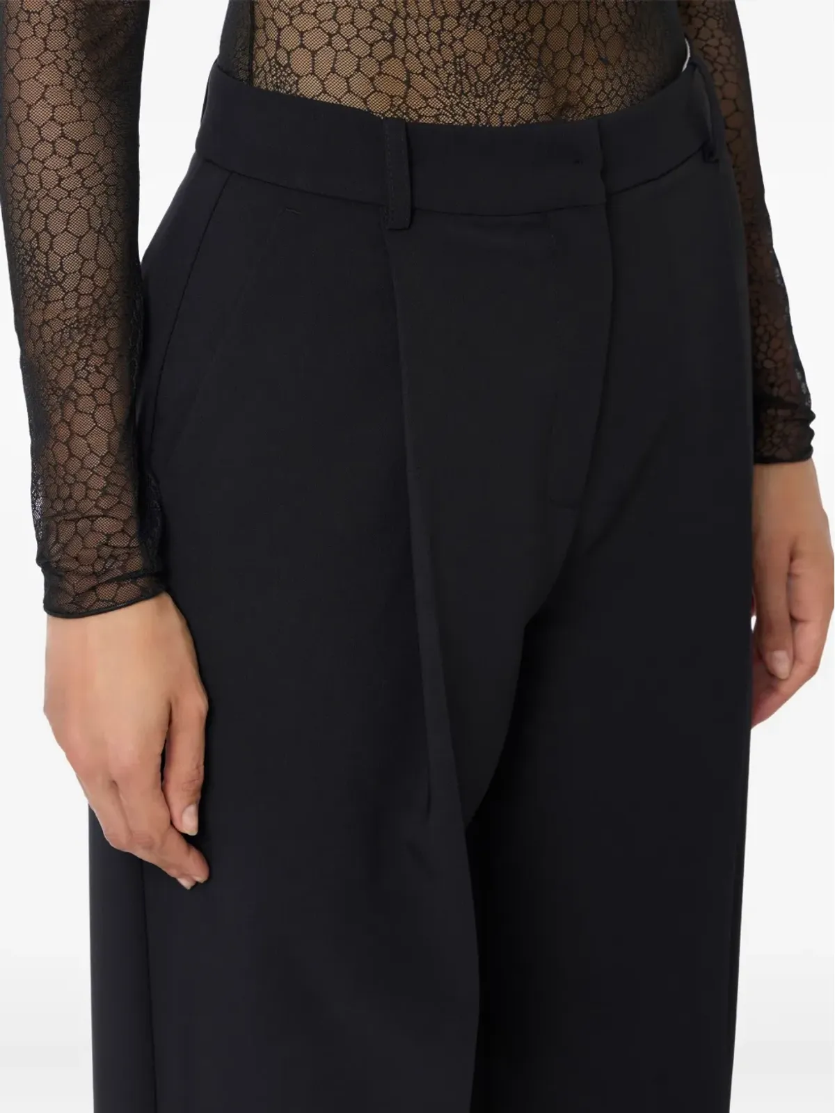 Elisabetta Franchi プリーツ入りクレープパンツ - 画像4