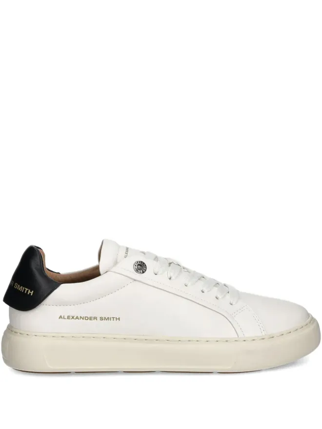 Alexander Smith Alexander Smith レザーパネルドスニーカー - WBKの商品画像