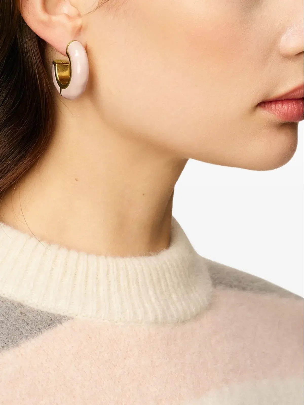 AMI Paris ハンマー加工ラッカー仕上げピアス - 画像3