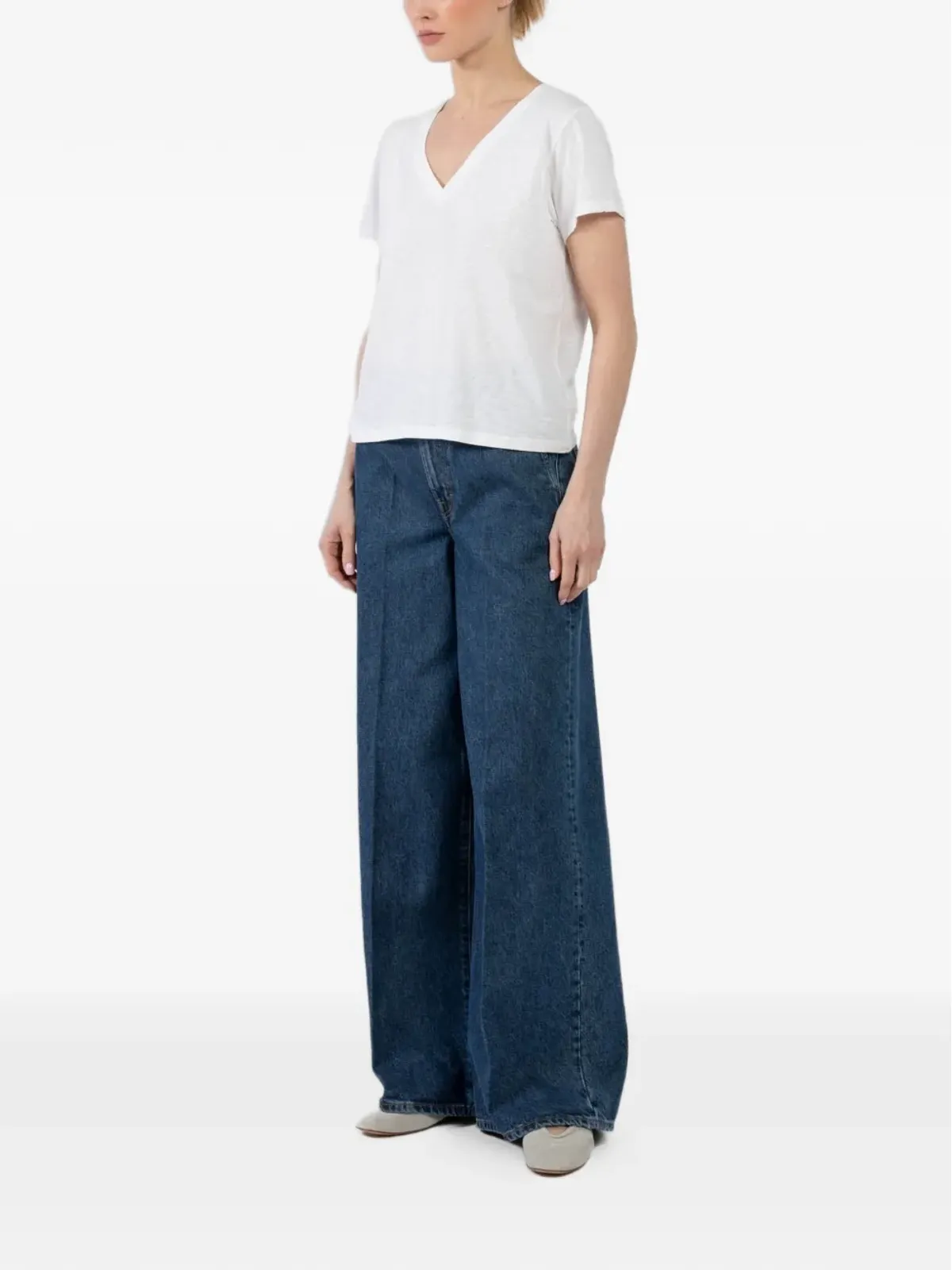 Velvet V-neck T-shirt - White - 画像3