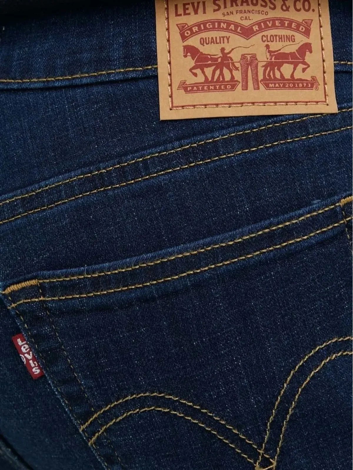 Levi's コントラストステッチ デニムパンツ ブルー - 画像3