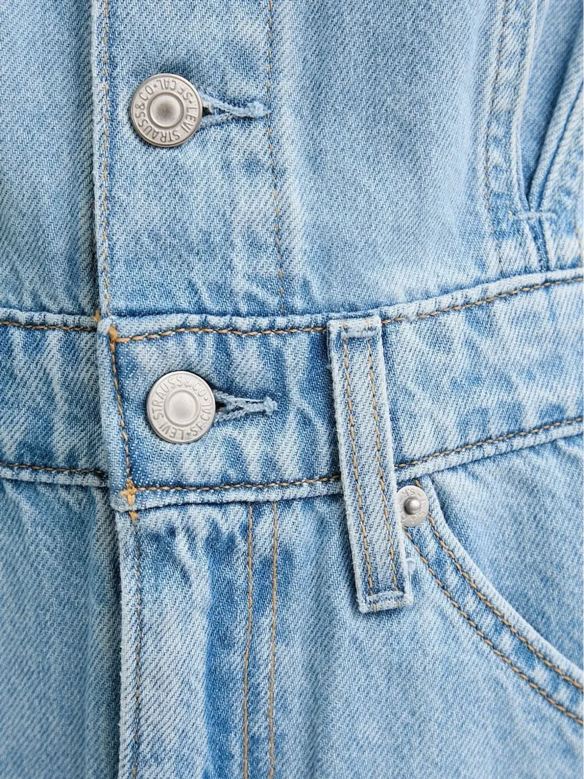 Levi's ノースリーブ ボタン留め デニムドレス ブルー - 画像5