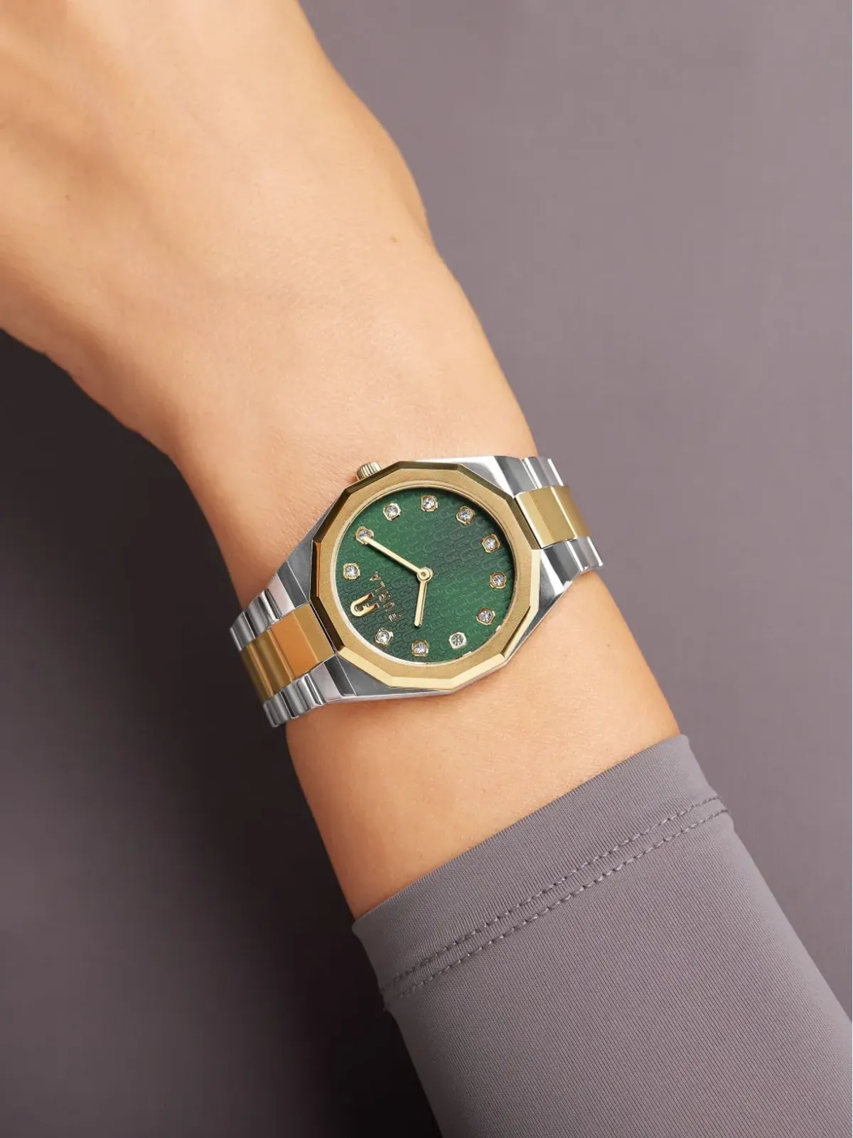 Furla 1927 グリーンの腕時計 - 画像2