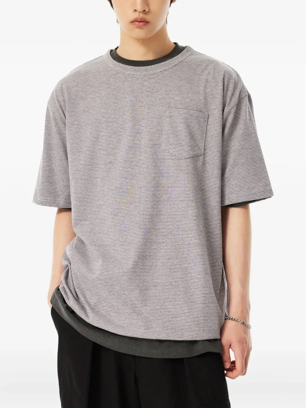TOMBOY ドローストリングポケットTシャツ - グレー - 画像2