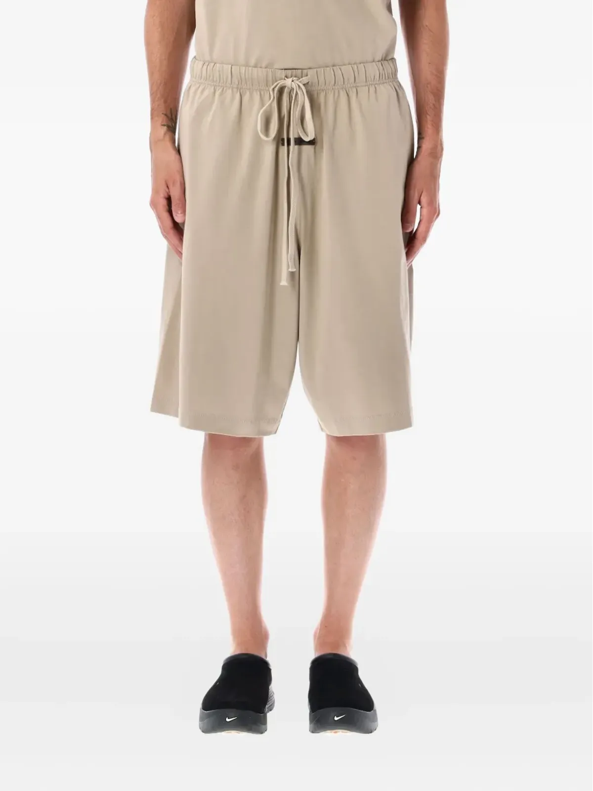 FEAR OF GOD ESSENTIALS ドローストリングウエストのトラックショーツ - 画像1