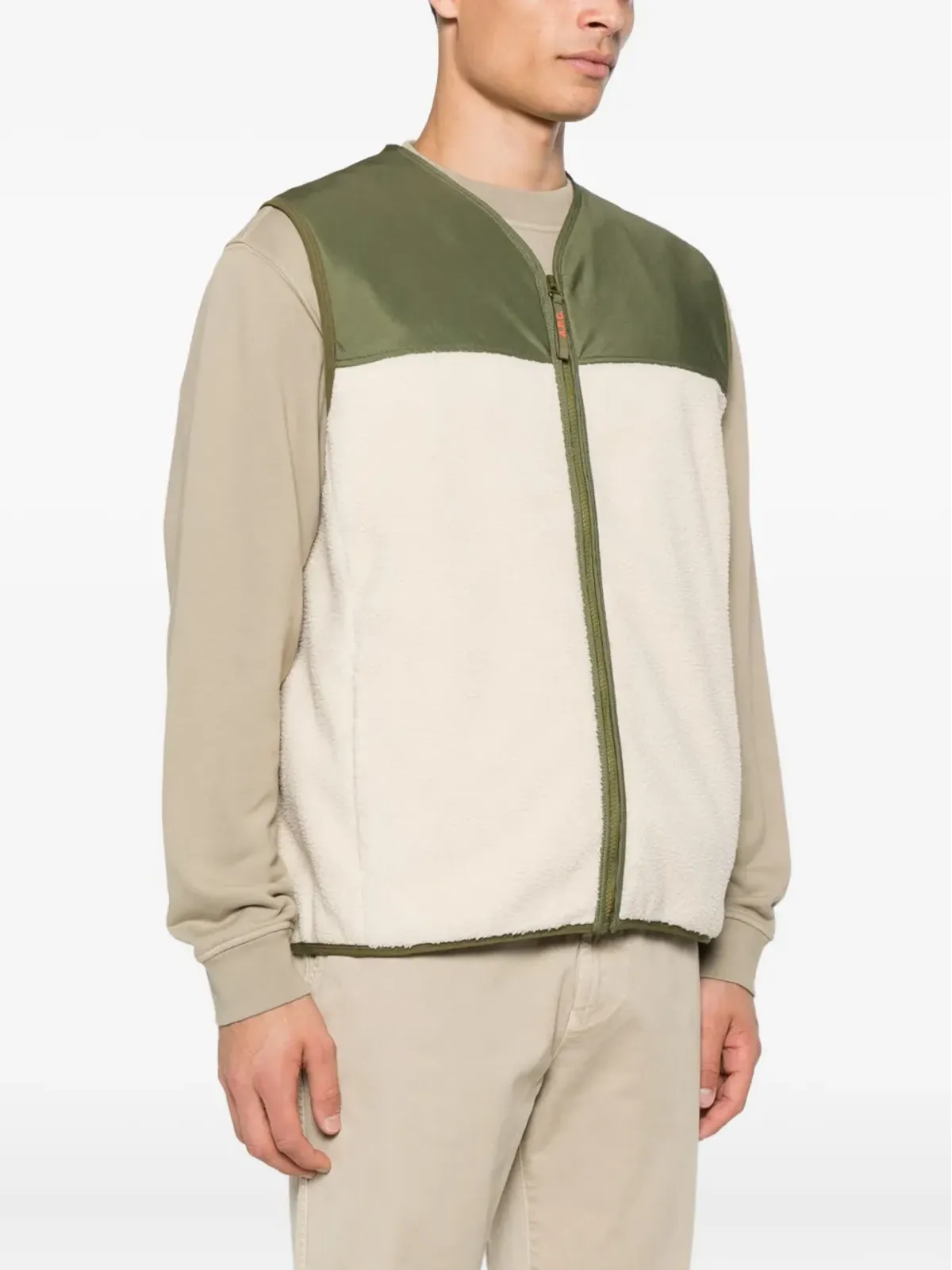A.P.C. フリースパネル付きジップアップベスト - 画像3