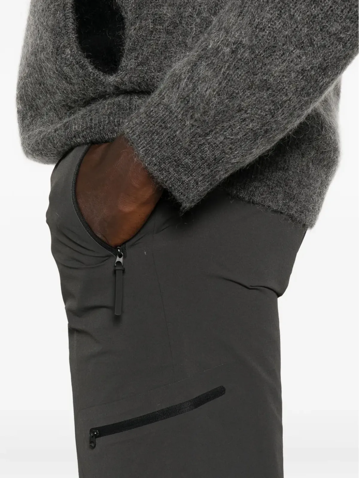 Hiking Patrol ジップポケット付きソフトシェルパンツ - 画像5