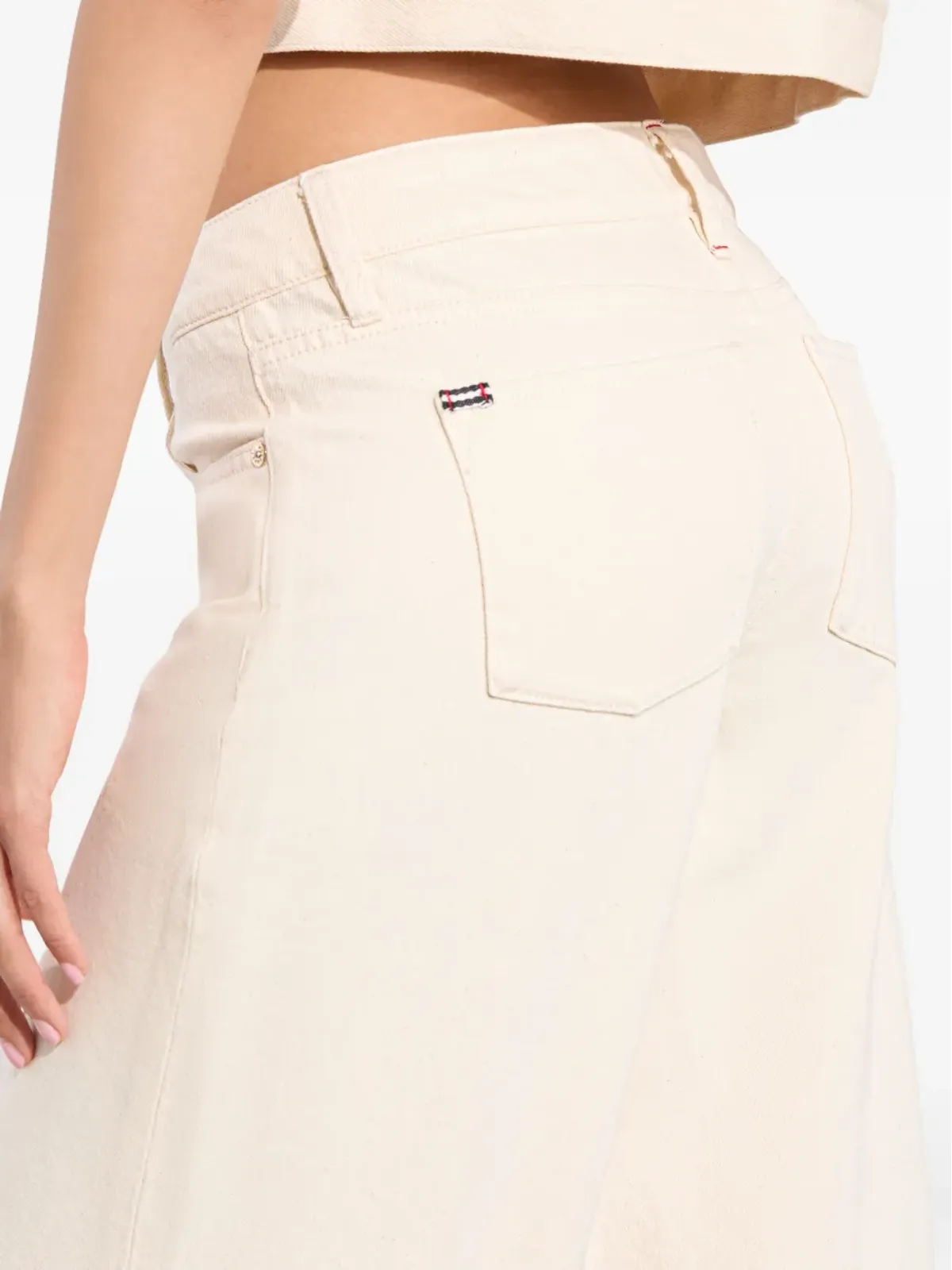 alice + olivia アメージング クロップドジーンズ - 画像5