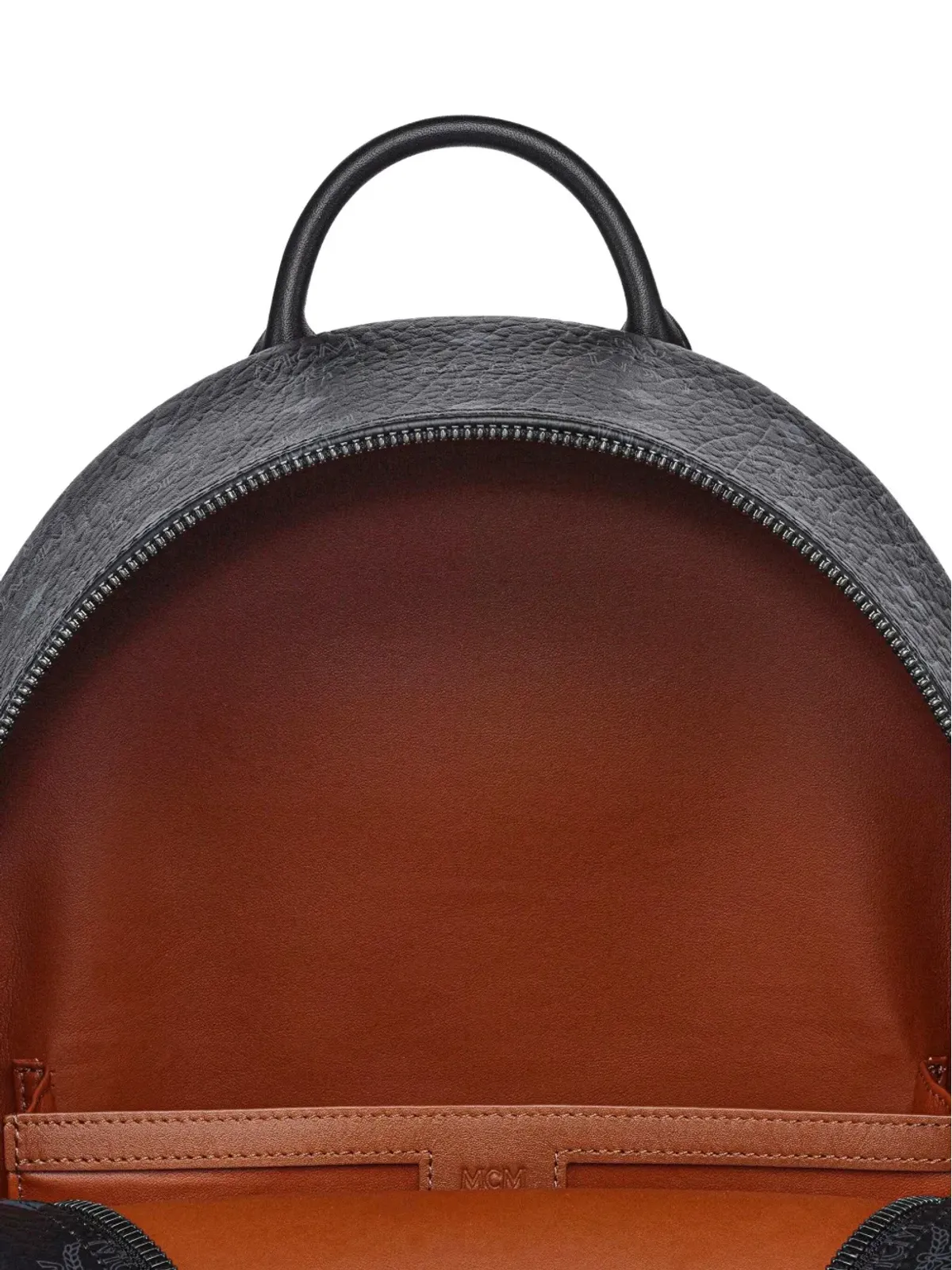 MCM Zaini スタッズ付きモノグラムバックパック - 画像4