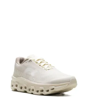 On Cloudmonster 2 Invincible Ivory/White スニーカー - サムネイル2