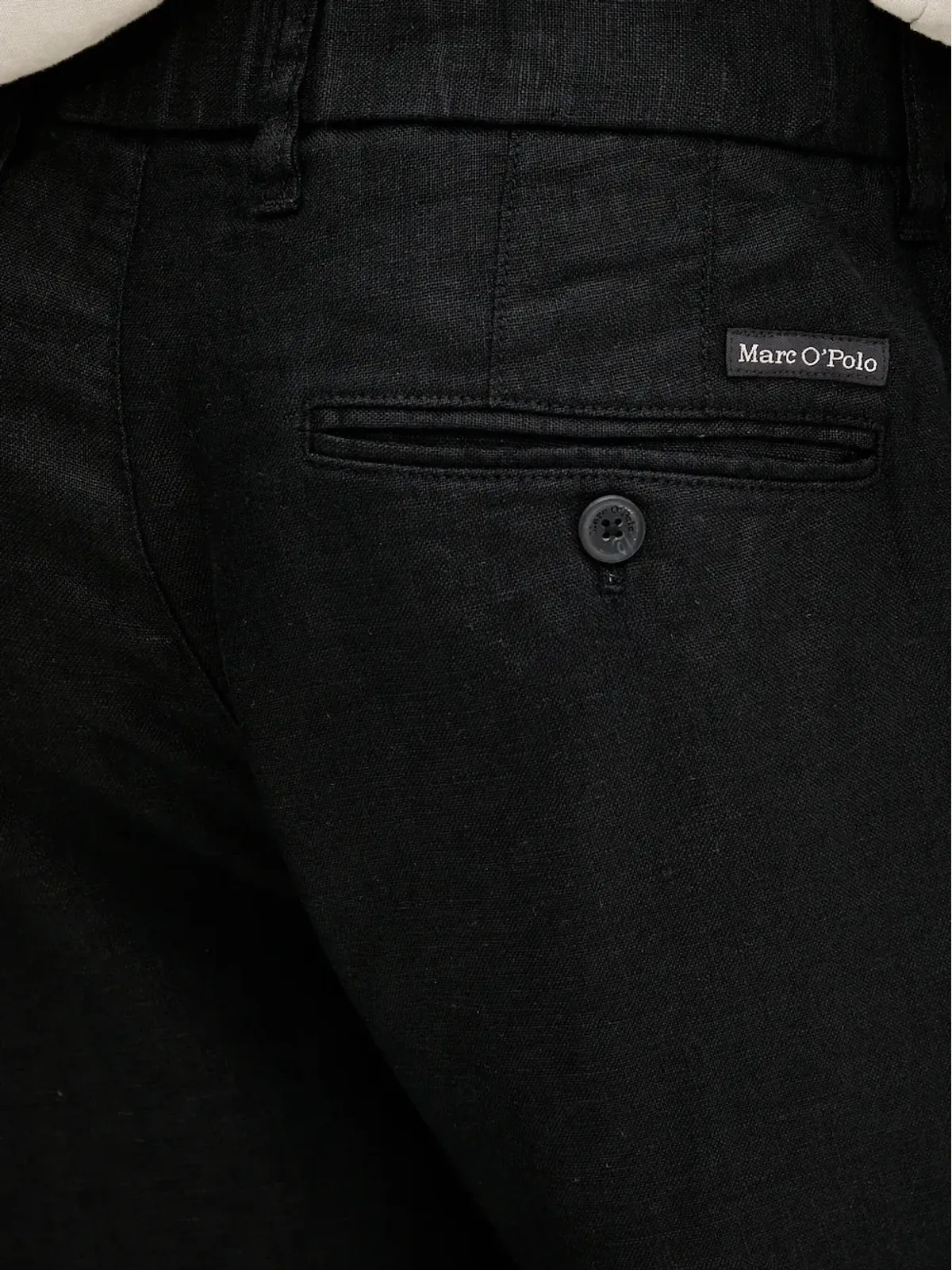 Marc O'Polo ロゴパッチパンツ - 画像3