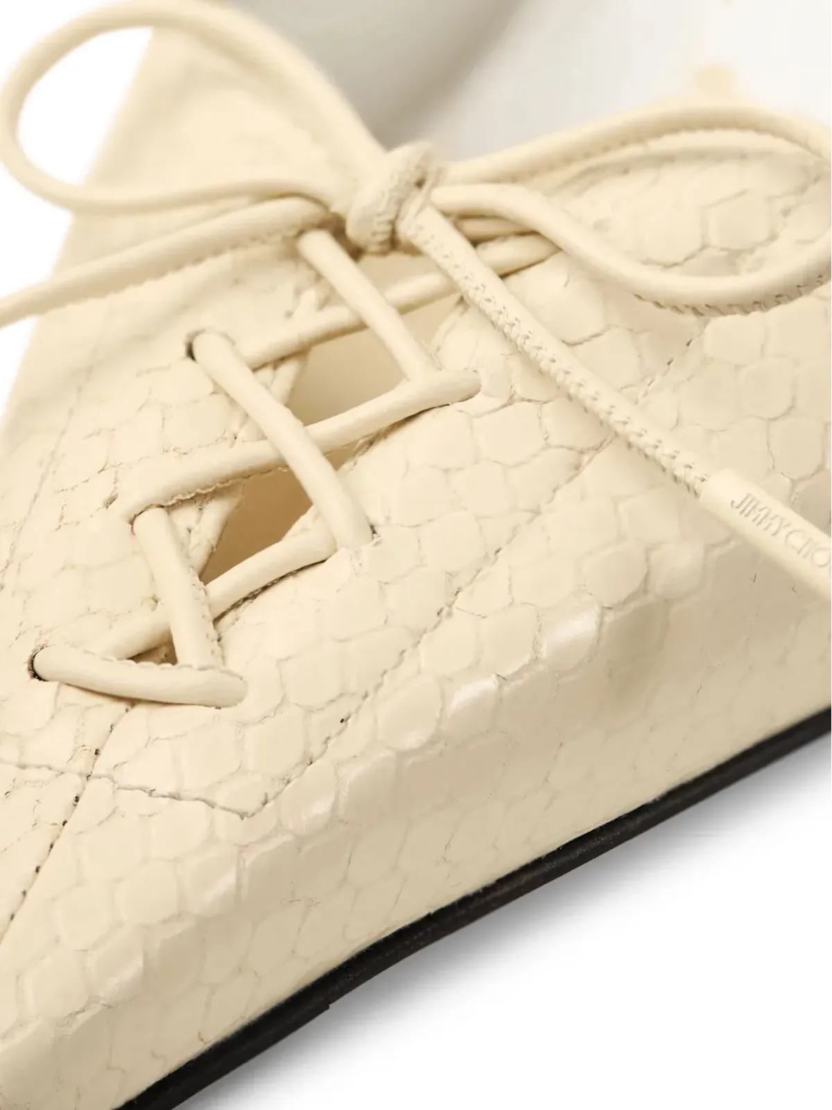Jimmy Choo 85mm スカーレット レースアップ ポインテッドトゥパンプス ニュートラルカラー - 画像3