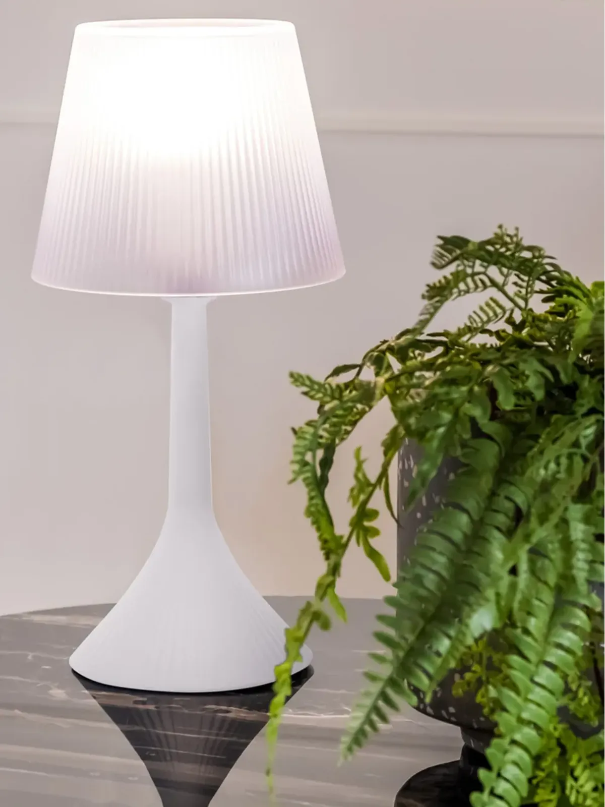 VESTA Duse wireless lamp - White - 画像3