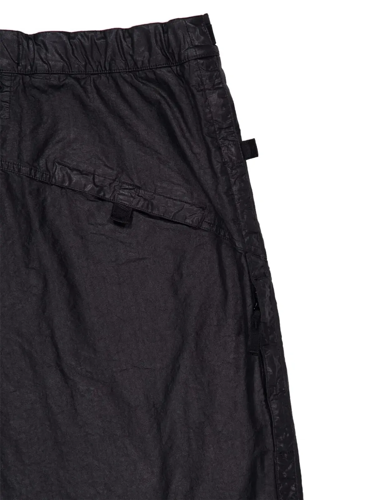 Stone Island L100010 カーゴポケットショーツ - ブラック - 画像4