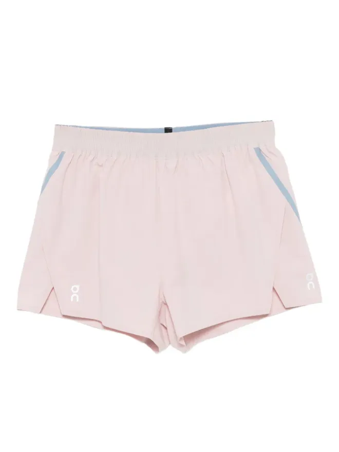 On On ロゴプリントショーツの商品画像