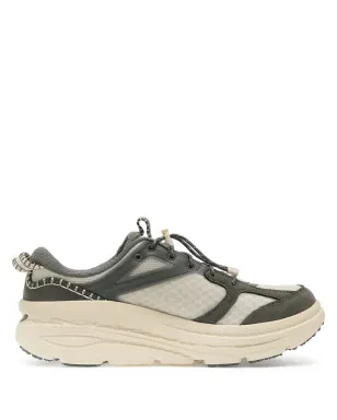 HOKA Bondi B3LS メッシュパネル入り チャンキースニーカー - サムネイル1