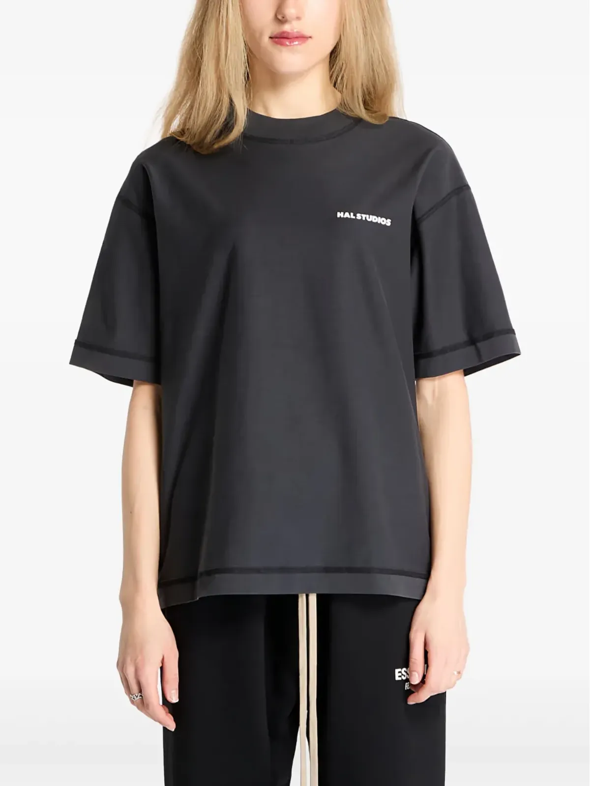 HAL STUDIOS® コットン ロゴ Tシャツ ブラック - 画像4