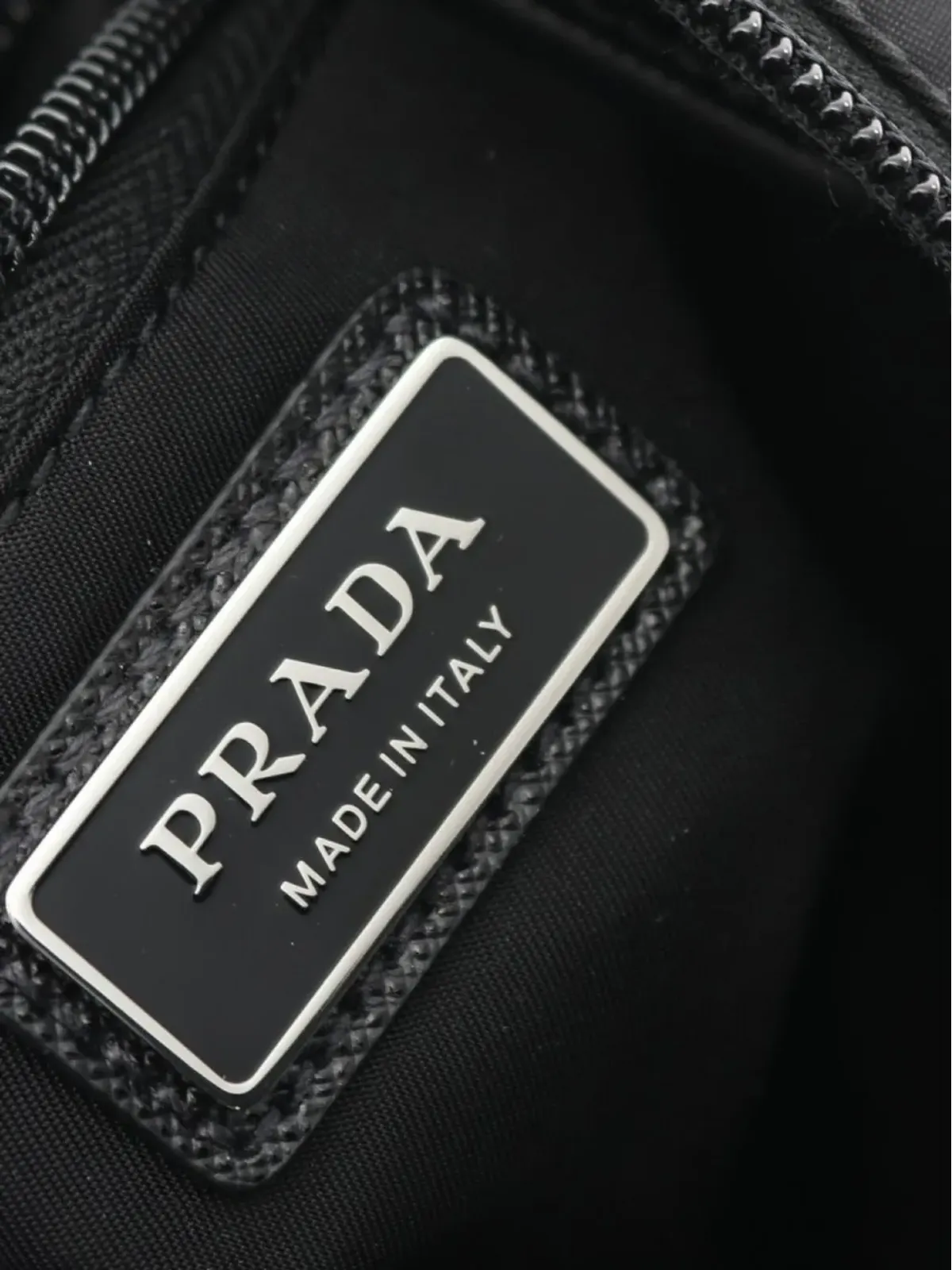 Prada ビンテージ 2020s ナイロンバックパック ブラック - 画像3