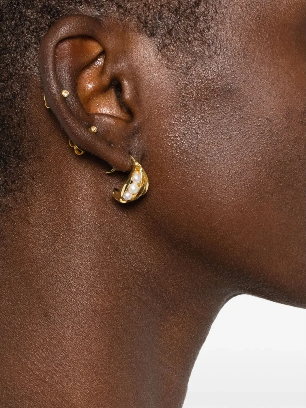 Ryenn's Eyes x Quentin Jones 淡水真珠の折りたたみフープピアス - ゴールド - 画像2