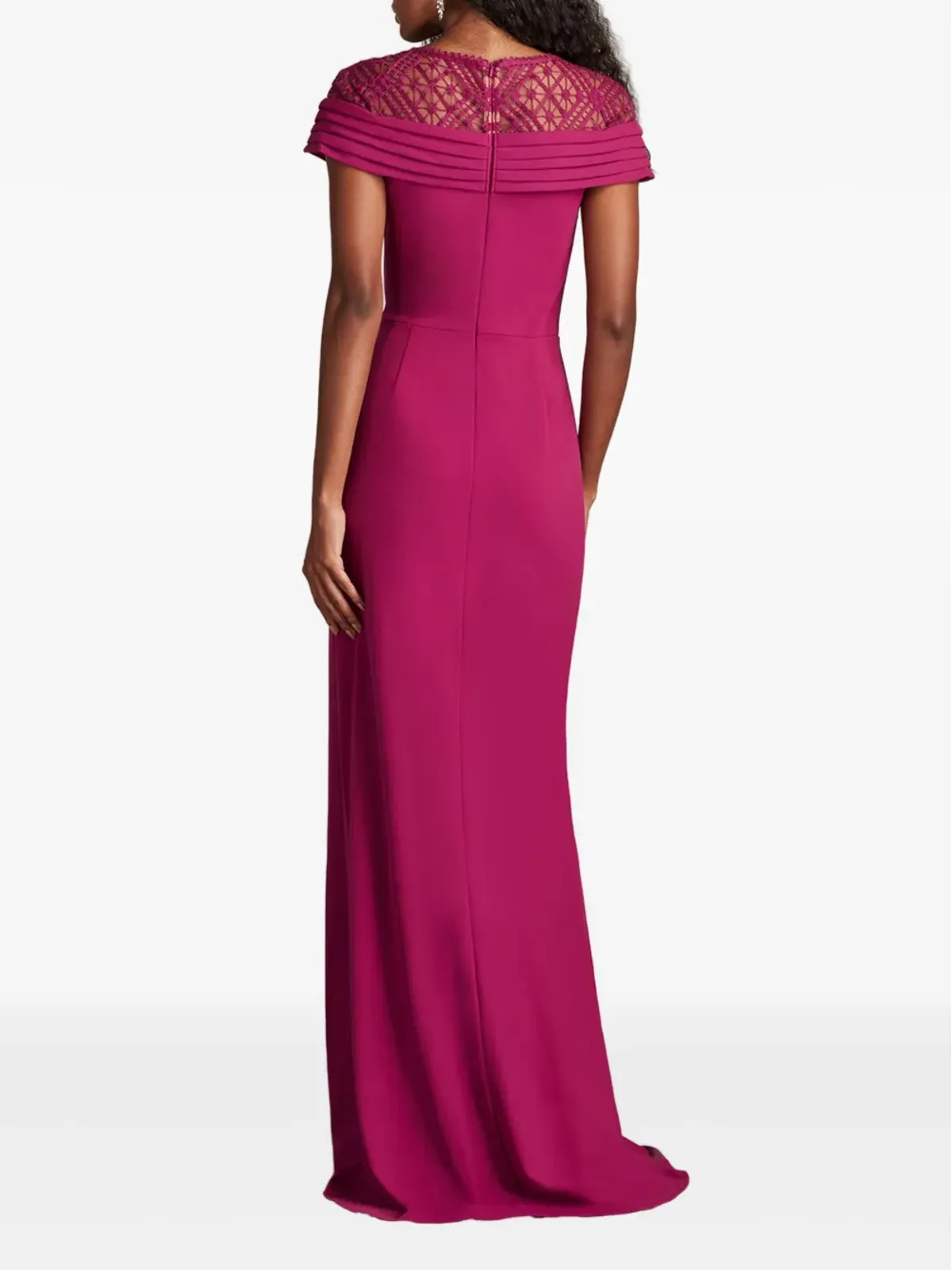Tadashi Shoji プリーツレースショルダーガウン - 画像3