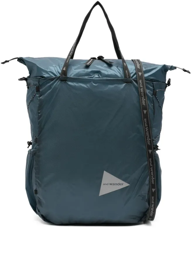 and wander and Wander ロゴプリント トートバッグの商品画像