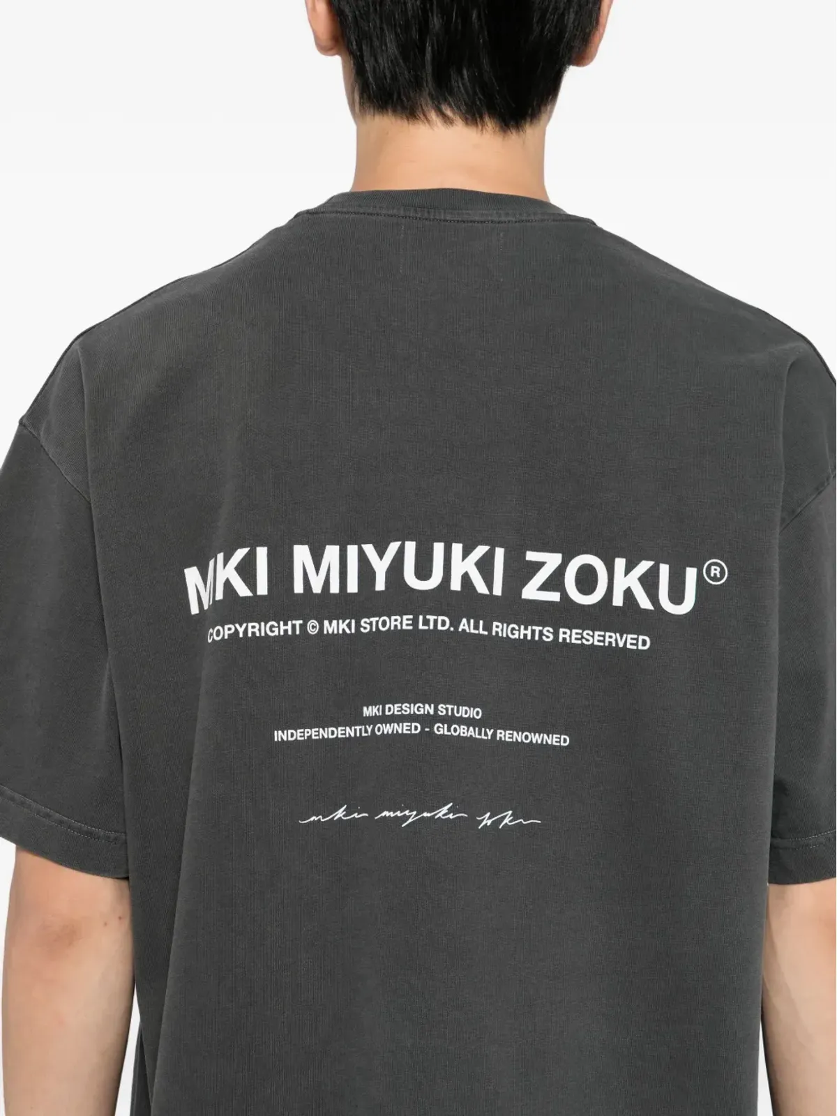 MKI Miyuki Zoku デザインスタジオ Tシャツ - 画像4