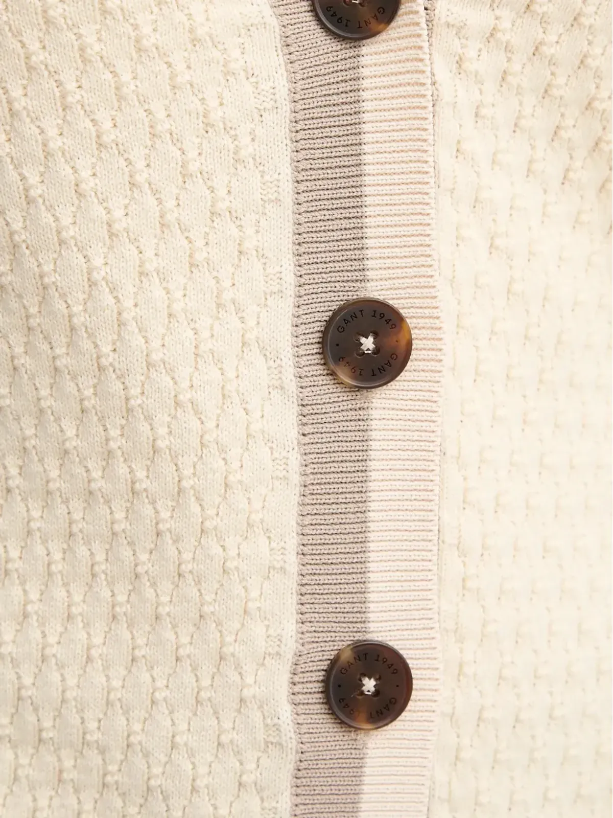 Gant ボタン付きVネックカーディガン - Neutrals - 画像5