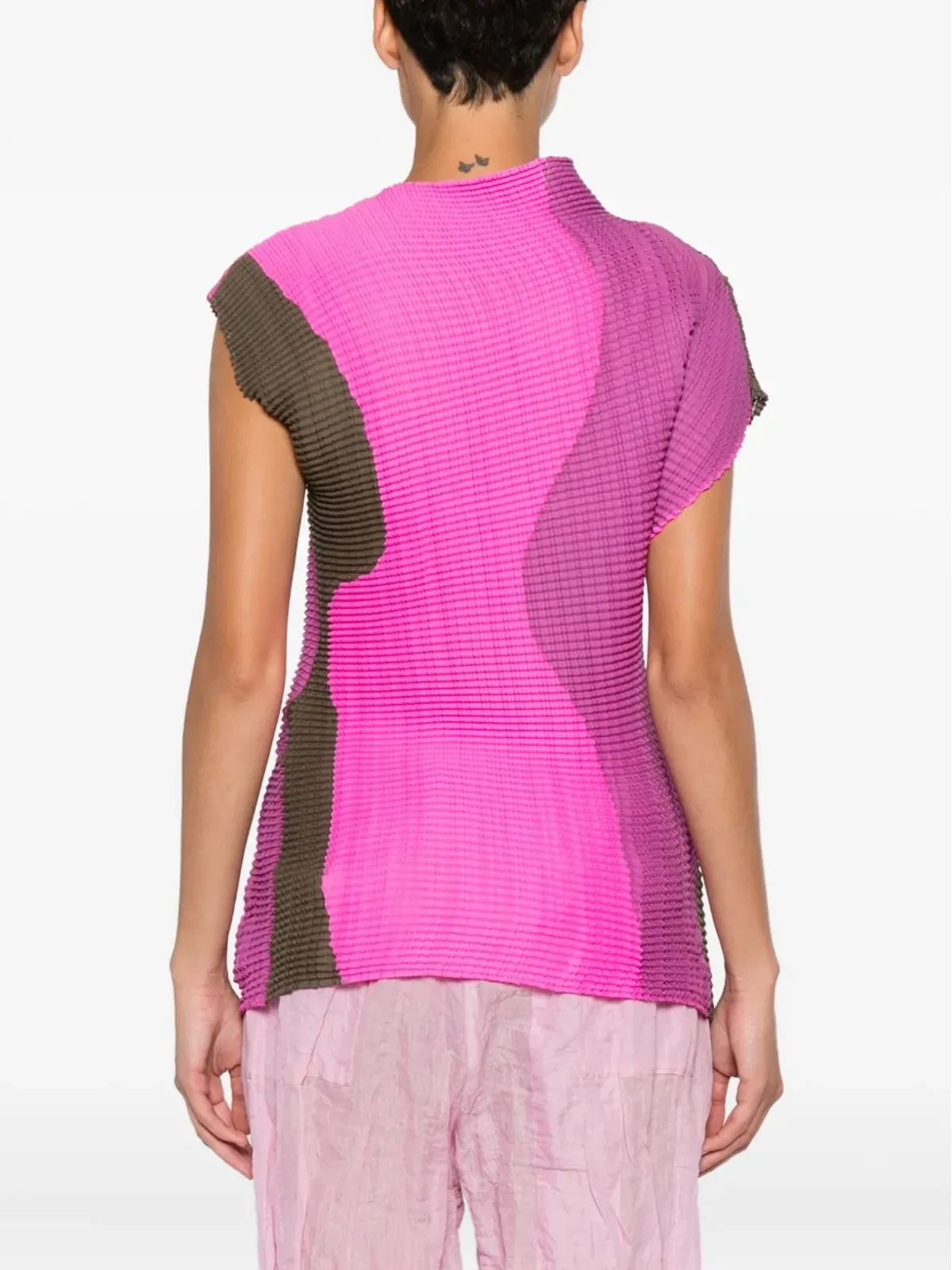 Issey Miyake プリーツパネルトップス - 画像4