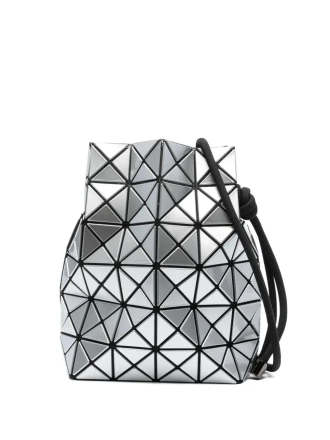 Bao Bao Issey Miyake Bao Bao Issey Miyake ボアボー ジオメトリックパターン ドローストリング バケットバッグ（シルバー）の商品画像